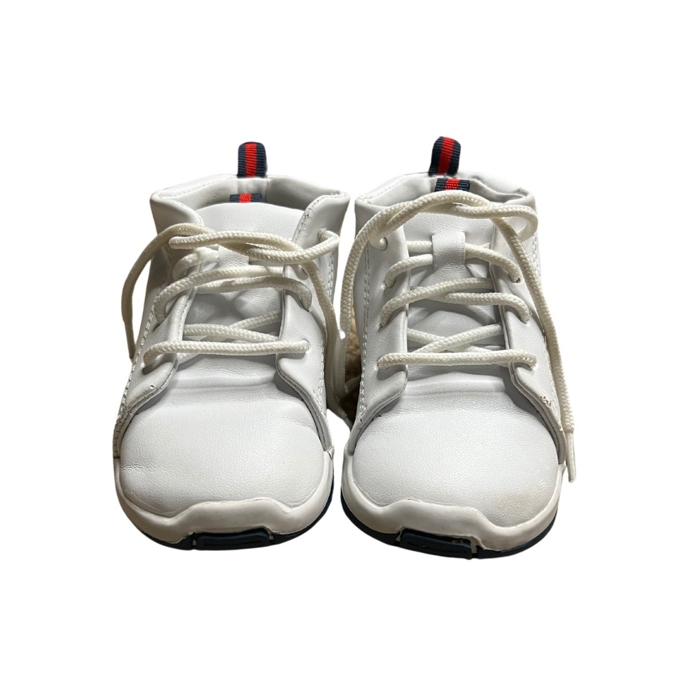 Carters Toddler shoe - size 4